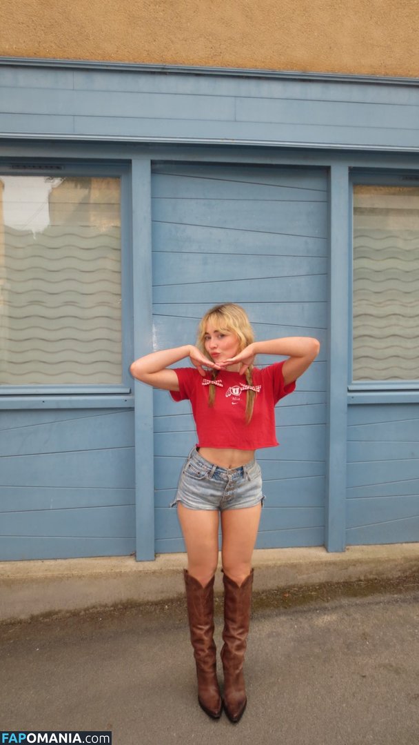 Sabrina Carpenter / https: / sabrinacarpenter Nudo OnlyFans  Foto trapelata #74