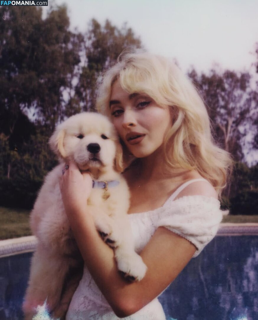 Sabrina Carpenter / https: / sabrinacarpenter Nudo OnlyFans  Foto trapelata #2505