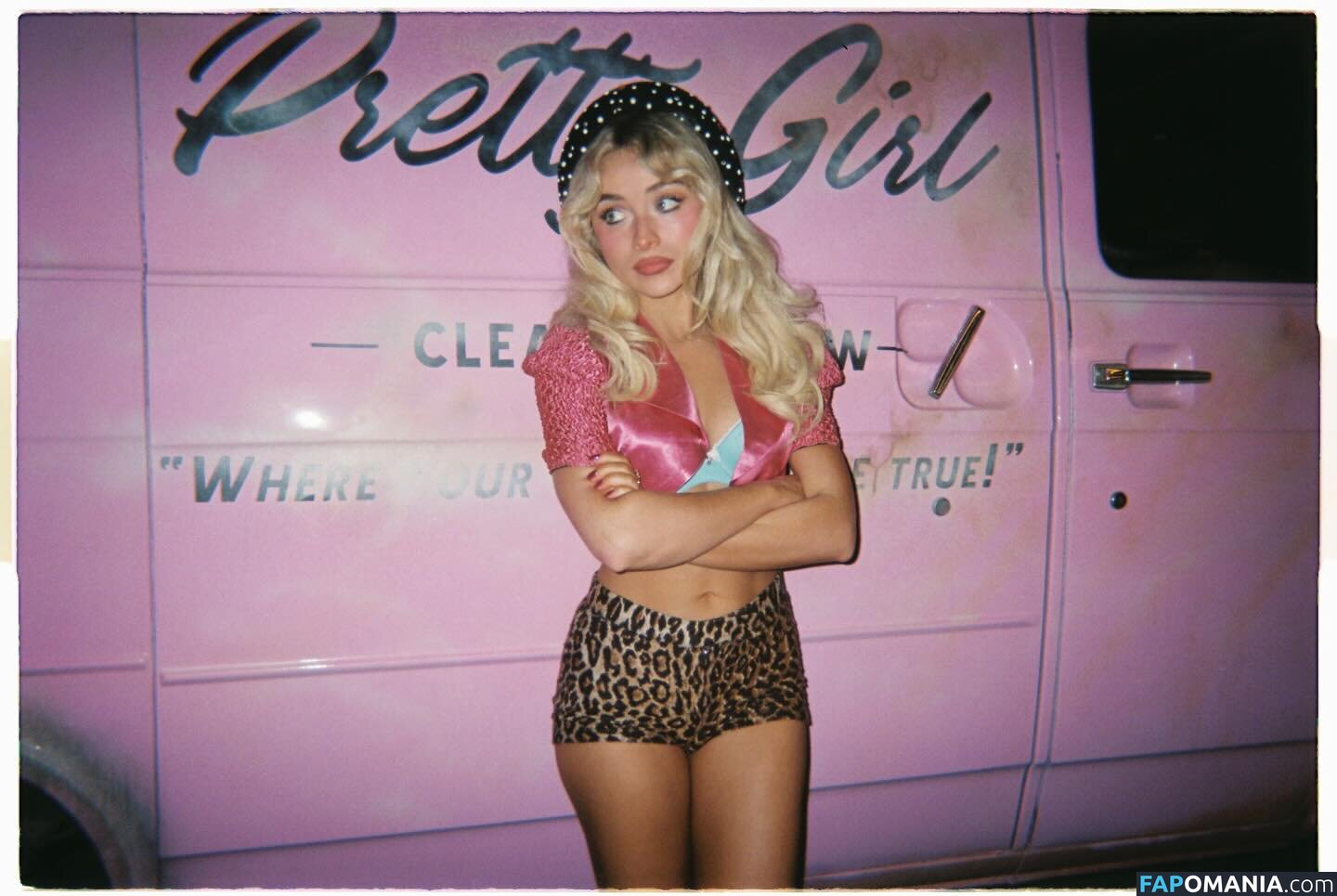Sabrina Carpenter / https: / sabrinacarpenter Nudo OnlyFans  Foto trapelata #2616