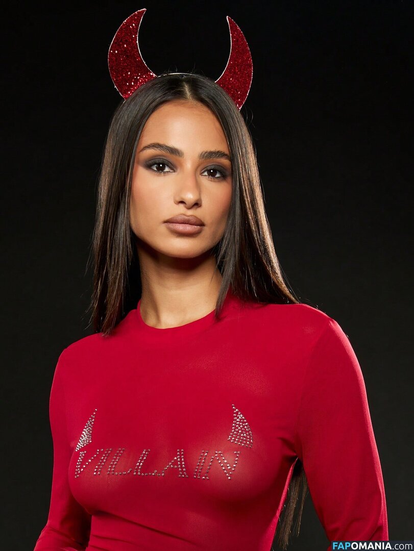 Sabrina Khouiel  / Sabrina Khouiel / Sabrinak______ / sabrinak______ Nudo OnlyFans  Foto trapelata #8