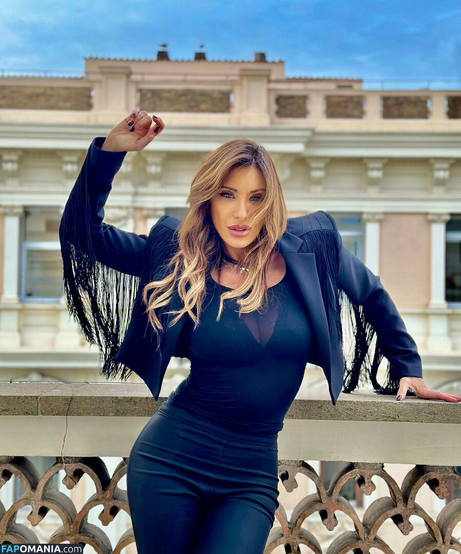 Sabrina Salerno / sabrinasalernofficial Nudo OnlyFans  Foto trapelata #1713