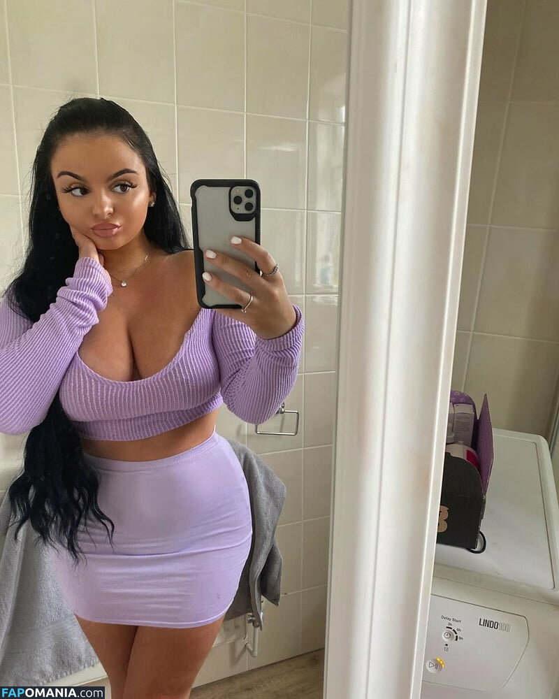 Sabrina / Sabrina_wet / dontripchocolatechip / sabrinacarpenter / sabrinainthecity / suhbeaner_ / upnextwithsabrina Nudo OnlyFans  Foto trapelata #104