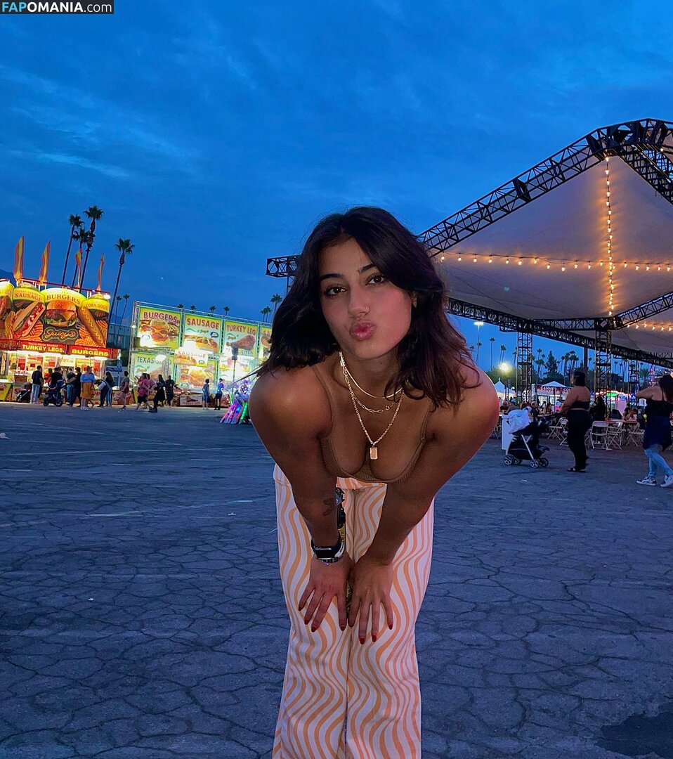 Sara Saffari / sarasaffari__ Nudo OnlyFans  Foto trapelata #4