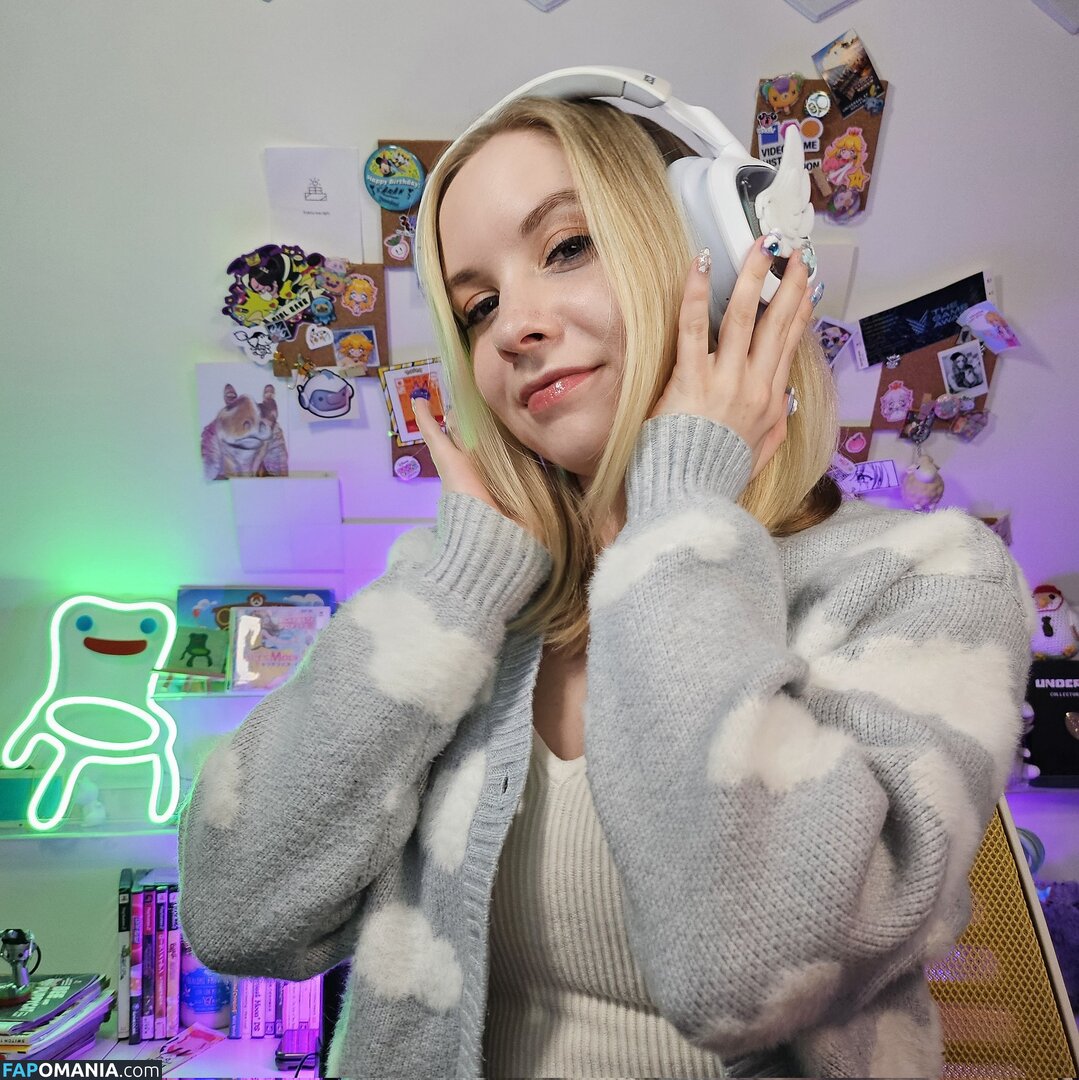 Sarahpodz / https: Nudo OnlyFans  Foto trapelata #3