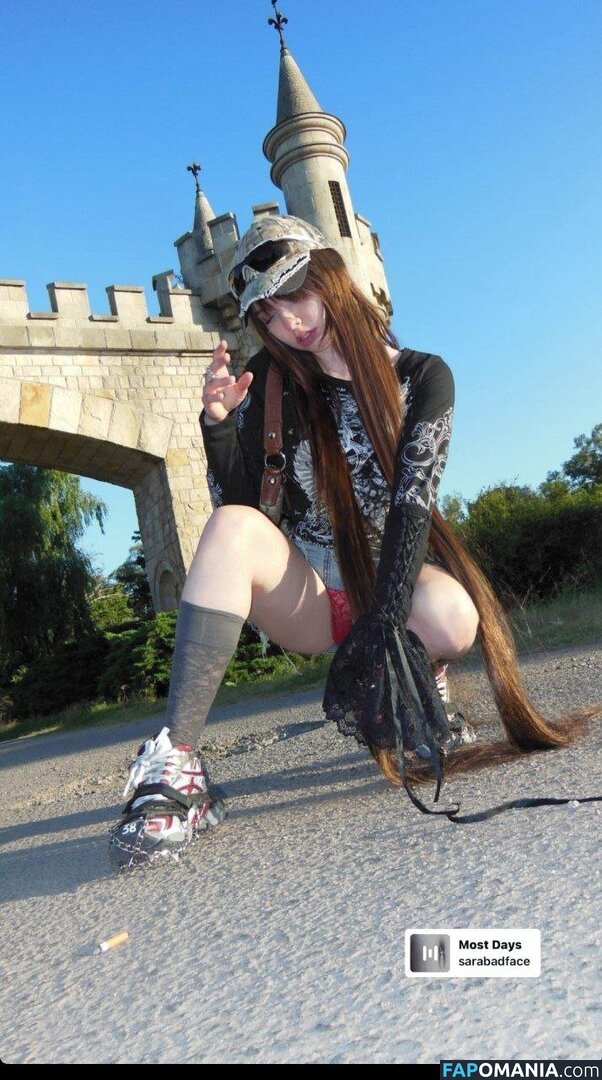 Saramalacara / badfacesara / sara__mascara Nudo OnlyFans  Foto trapelata #1