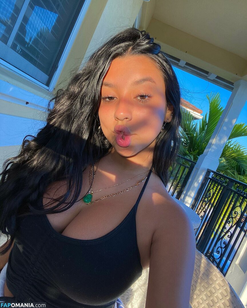 Sari Nudo OnlyFans  Foto trapelata #11