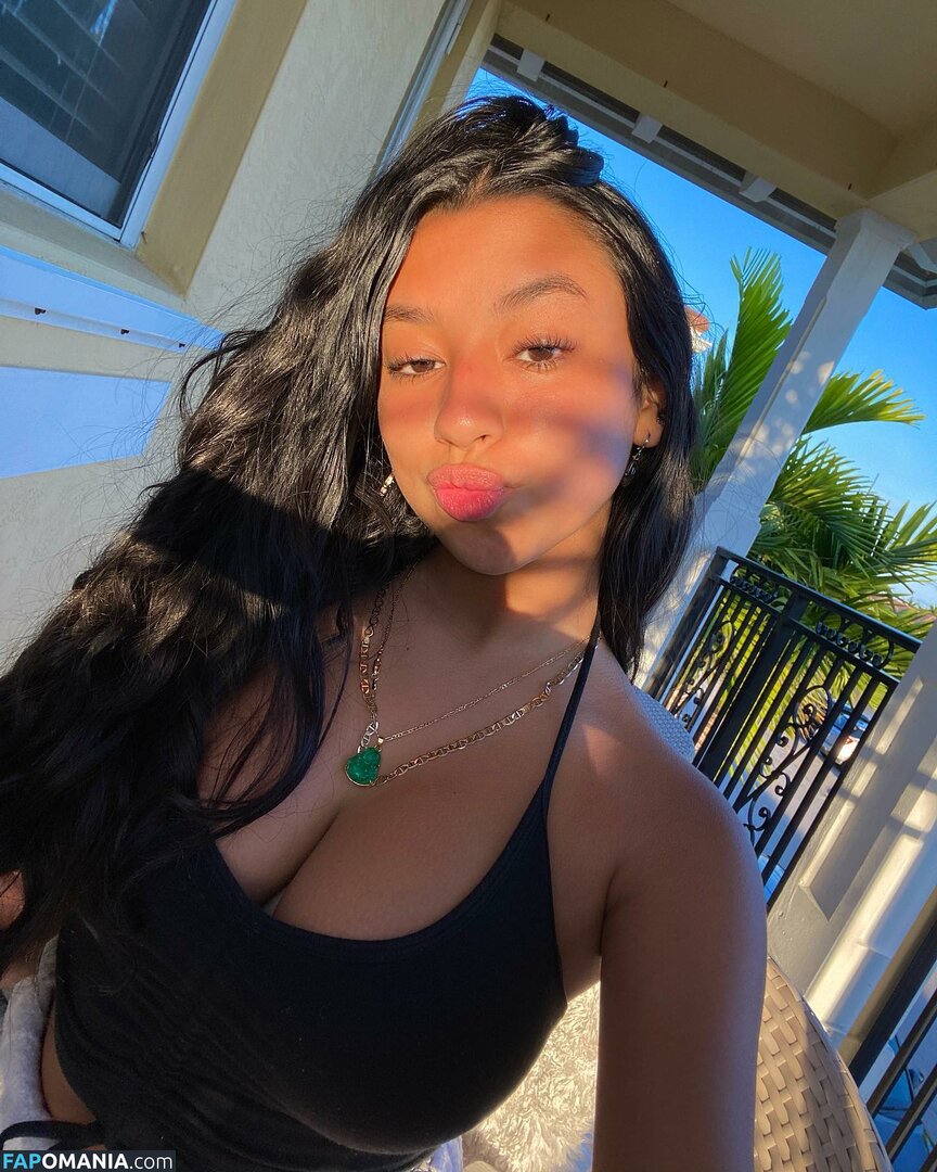 Sari Nudo OnlyFans  Foto trapelata #13