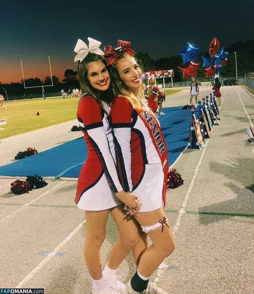 Sarina Hunt / alexandramhunt / sarinahunt / sarinahuntt Nudo OnlyFans  Foto trapelata #17