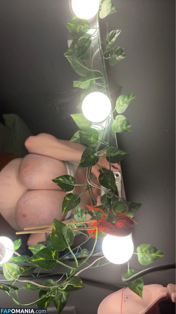 Savanna Becker / https: / savvrose5 Nudo OnlyFans  Foto trapelata #3