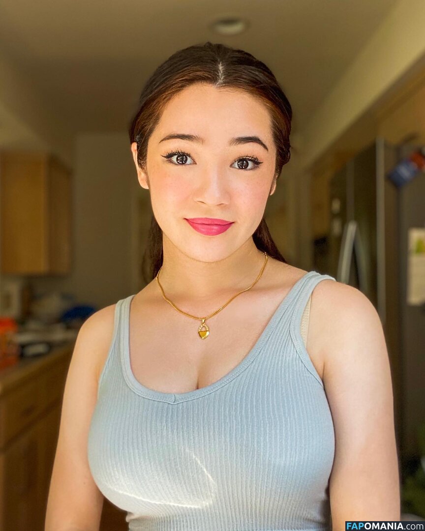 Sfw Big Tits / fullerbustbestie / https: Nudo OnlyFans  Foto trapelata #18