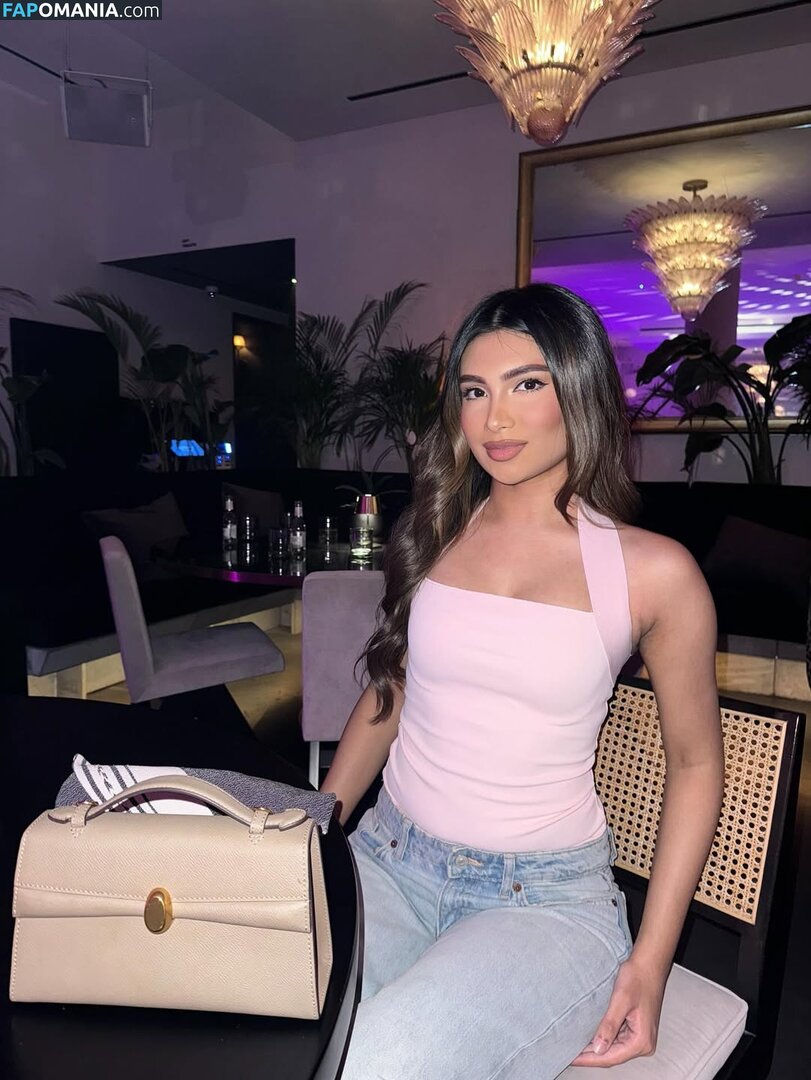 Shabreen Meerasafeer / shabreensabeer Nudo OnlyFans  Foto trapelata #4