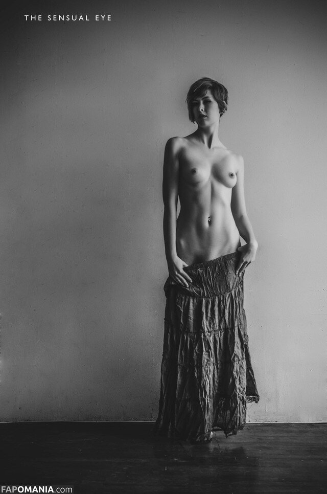 Art Model / Sienna Hayes / SuperDimensionFoto / siennahayes / siennahayes.model Nudo OnlyFans  Foto trapelata #28