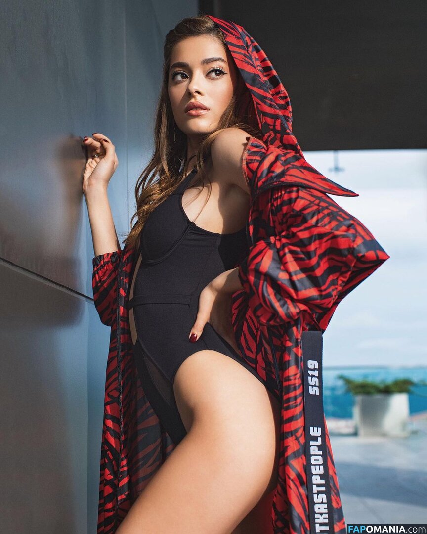 Simay Barlas Nudo OnlyFans  Foto trapelata #3