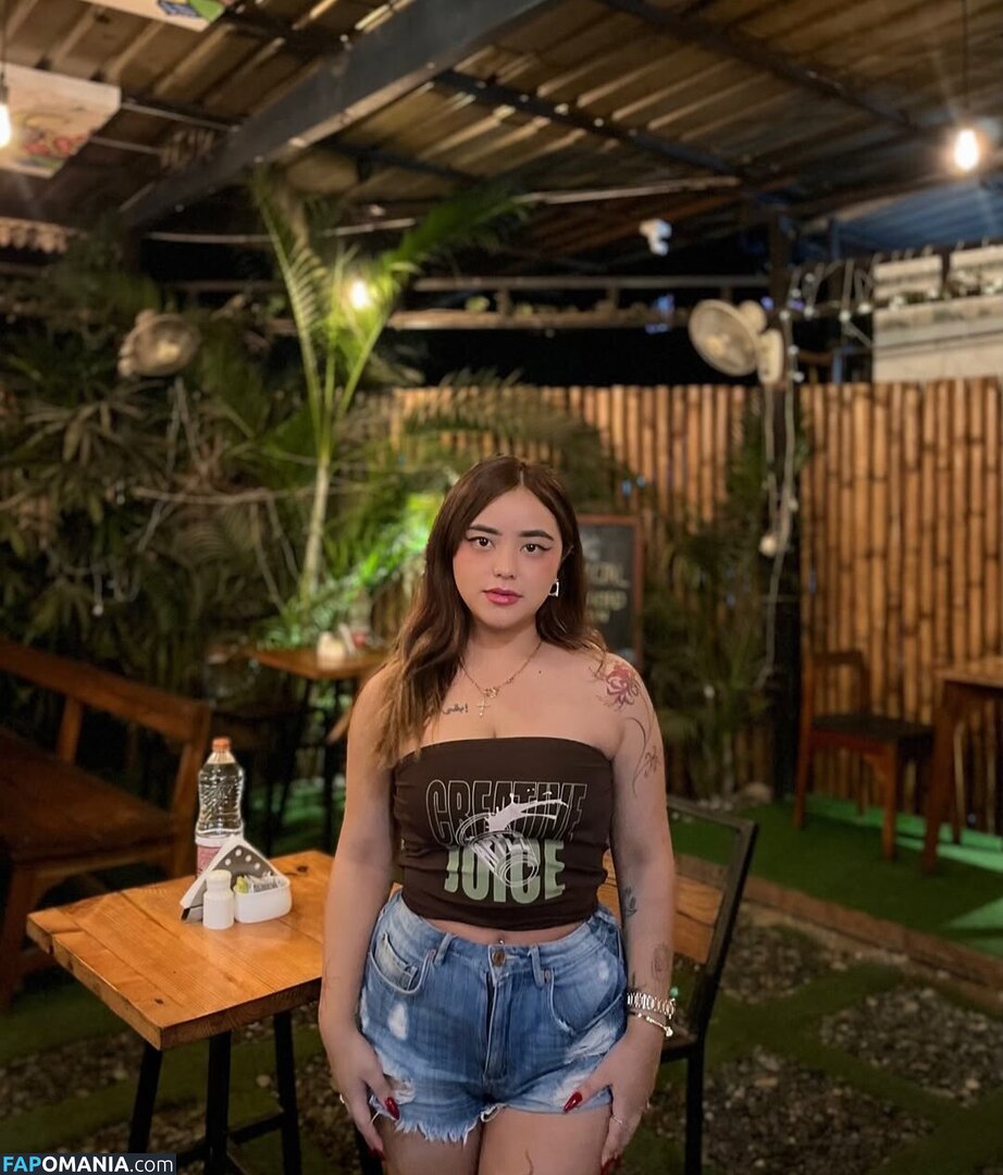 simranyonzon Nudo OnlyFans  Foto trapelata #6