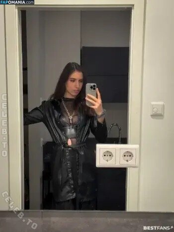 Skarlya / darkelements_byskarlya Nudo OnlyFans  Foto trapelata #8