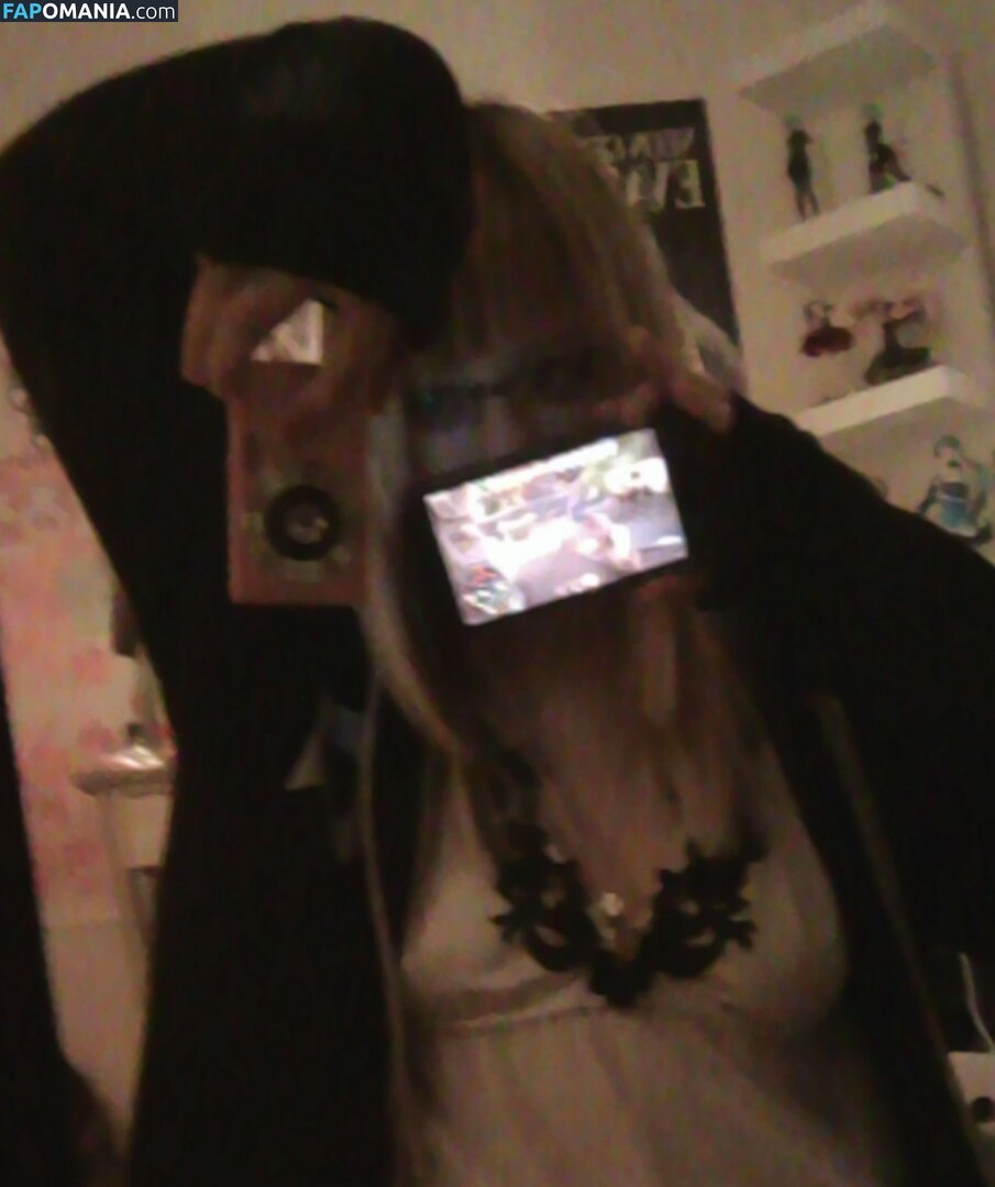 https: / skynyster / skynysterforest / supertfyaoi Nudo OnlyFans  Foto trapelata #4