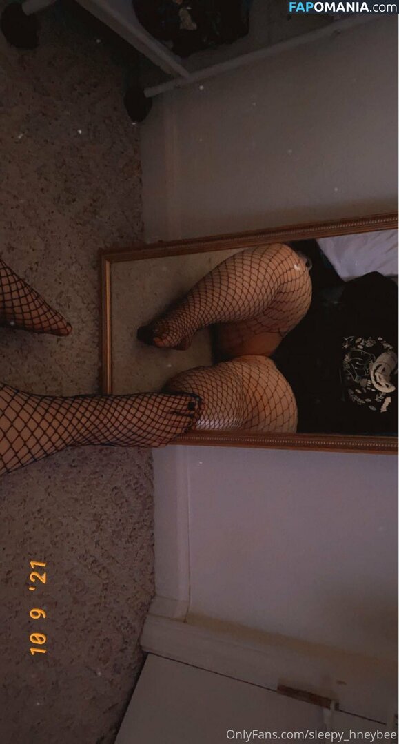 hney.bees / sleepy_hneybee Nudo OnlyFans  Foto trapelata #8