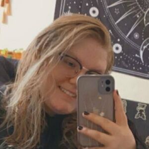 sleepy_hneybee
