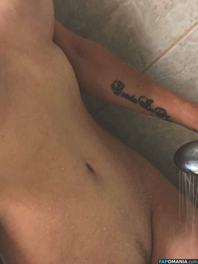 Smeksi Utka Nudo OnlyFans  Foto trapelata #285