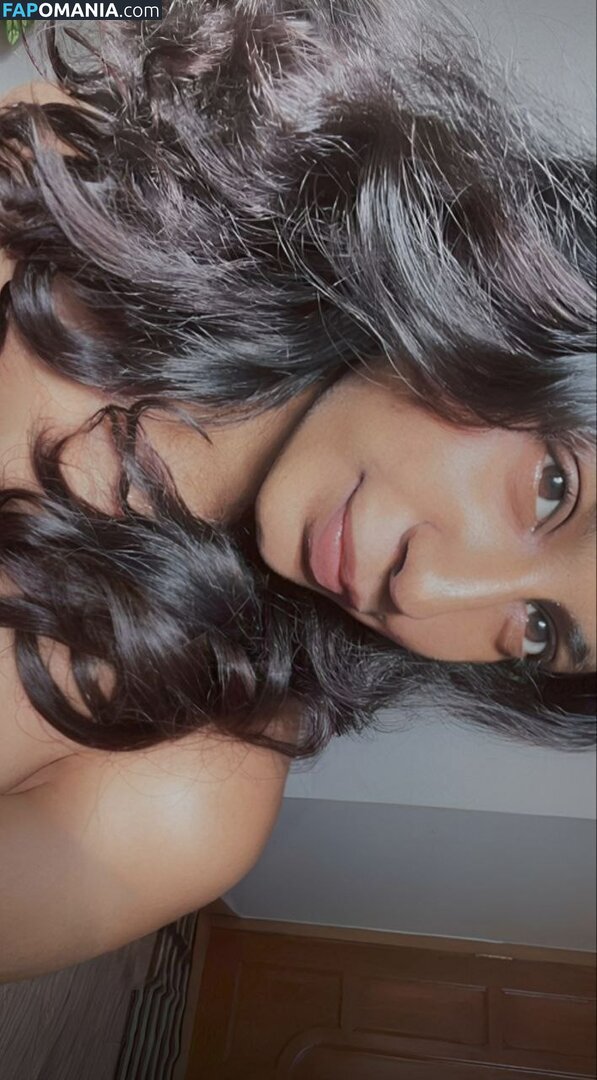 sneetha / sneetha poori Nudo OnlyFans  Foto trapelata #3