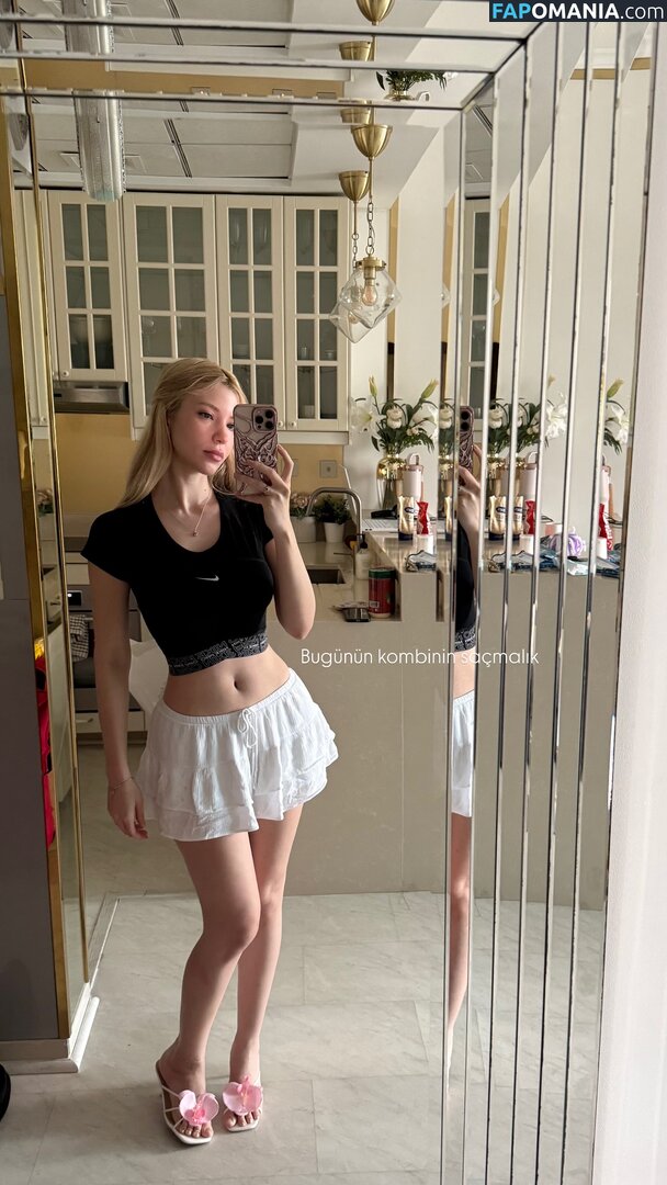 Kardelen Öztaş / Snowfuckerr / Snowmaiid Nudo OnlyFans  Foto trapelata #49