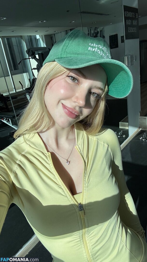 Kardelen Öztaş / Snowfuckerr / Snowmaiid Nudo OnlyFans  Foto trapelata #50