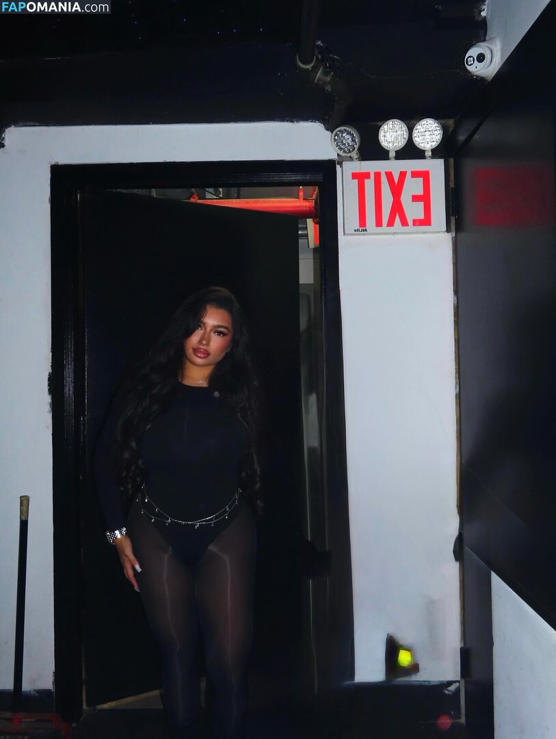 sofia.deroian / sofiaderoian Nudo OnlyFans  Foto trapelata #13