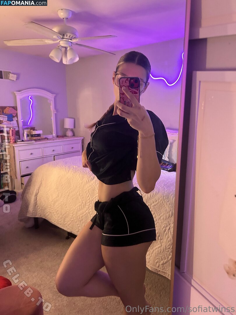 diezwillinge.angel / sofiatwinss Nudo OnlyFans  Foto trapelata #1