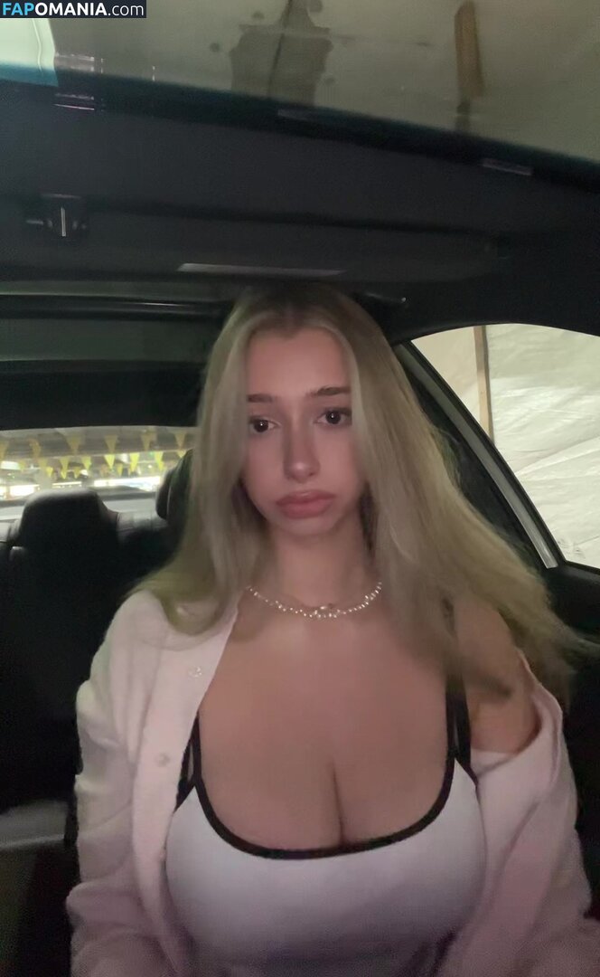 https: / sofyaplotnikova / xsofya_x Nudo OnlyFans  Foto trapelata #14