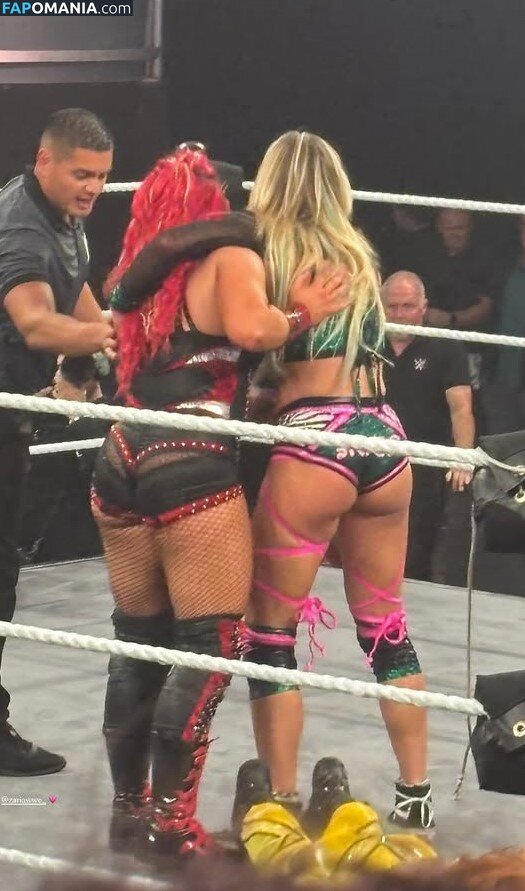 Sol Ruca / SolRucaWWE / sol.surfer / solrvca Nudo OnlyFans  Foto trapelata #229