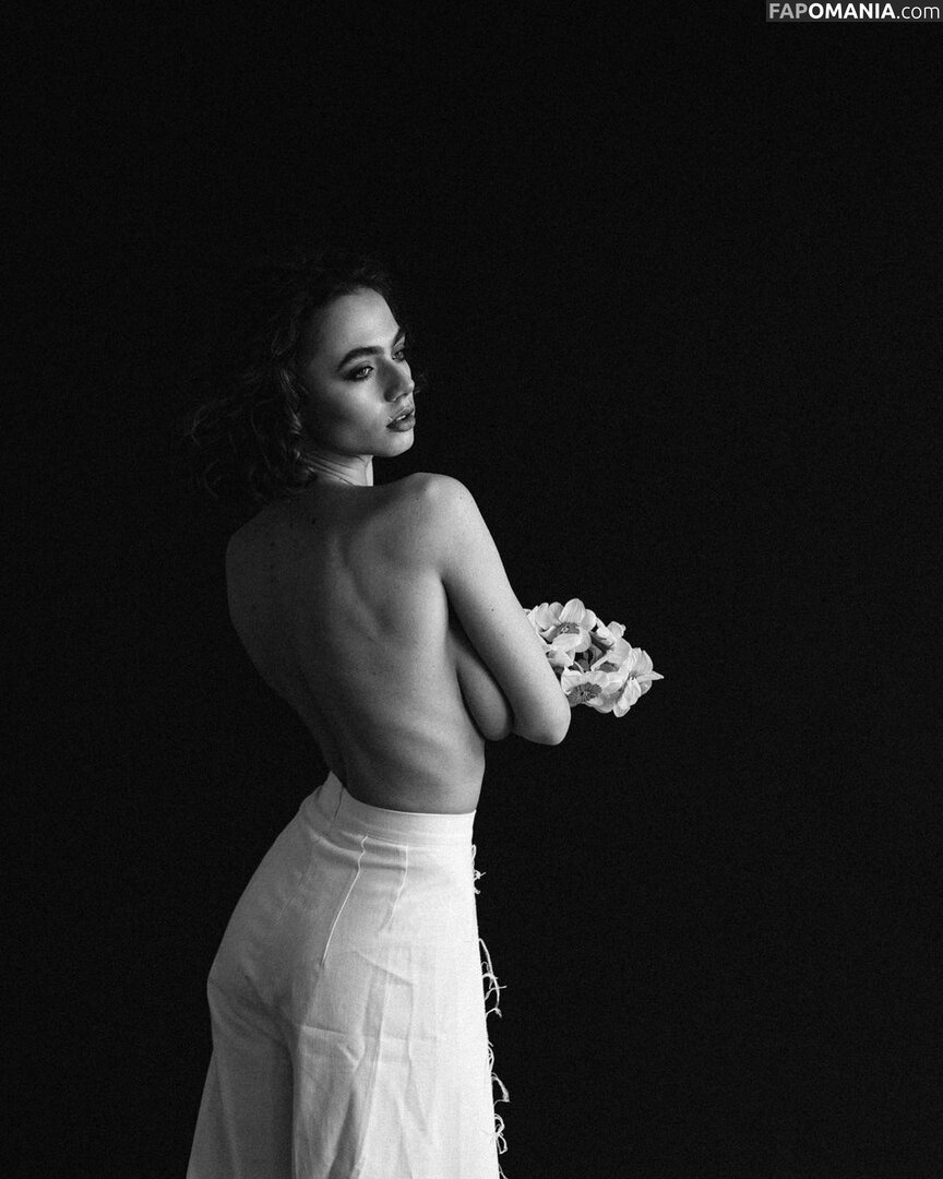 Solomia Maievska / Solomia_Maievska / miamaievska Nudo OnlyFans  Foto trapelata #124