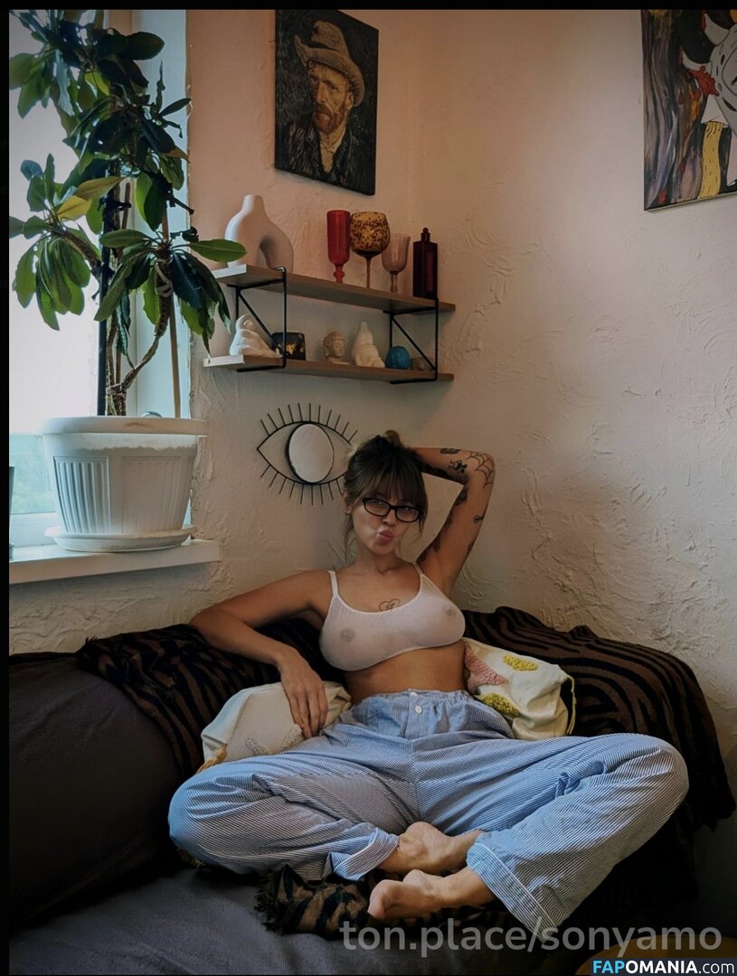 SonyaMO / sonyamoanddough Nudo OnlyFans  Foto trapelata #1