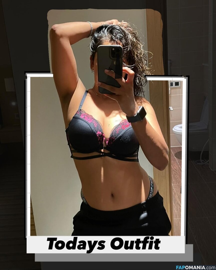 Sophia Abdalla / Sophiatheminx / https: Nudo OnlyFans  Foto trapelata #2