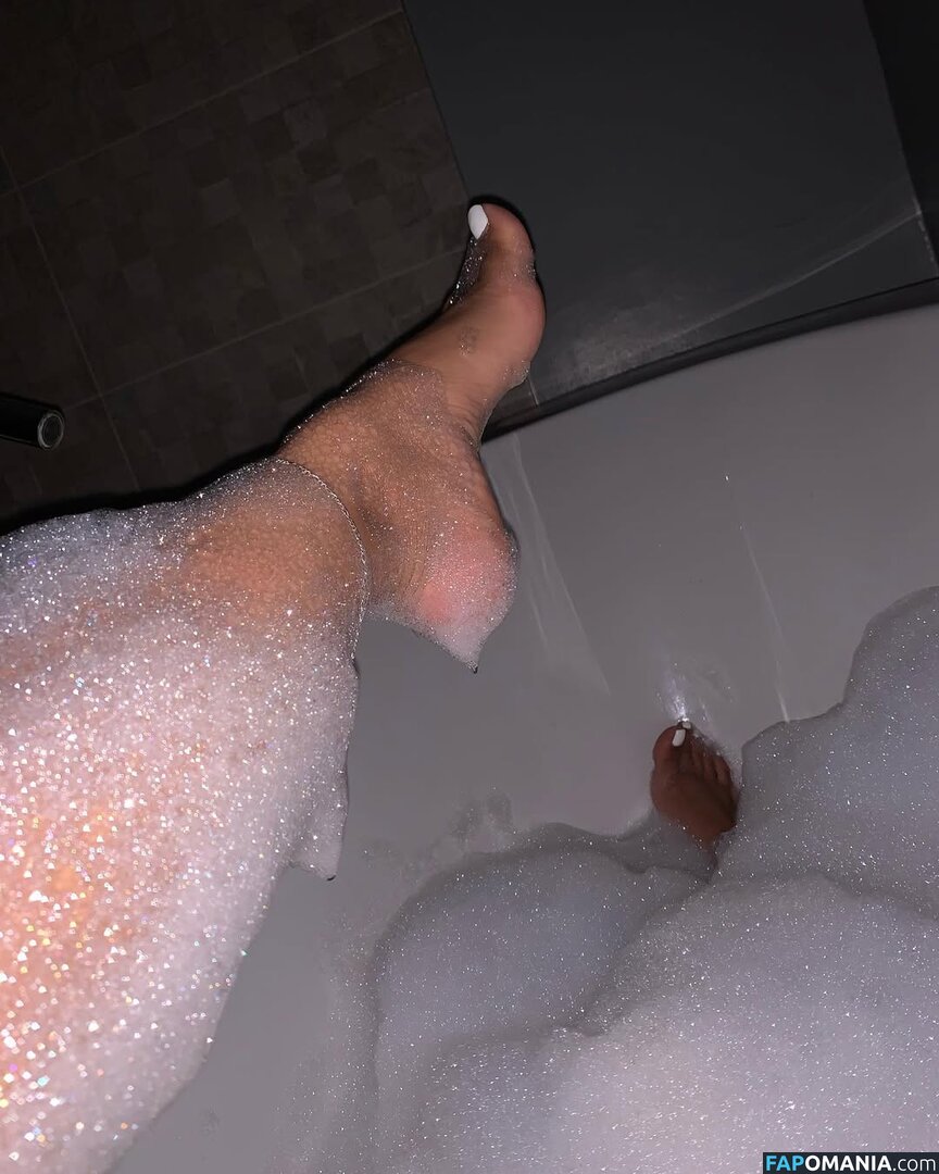 Sophia Abdalla / Sophiatheminx / https: Nudo OnlyFans  Foto trapelata #13