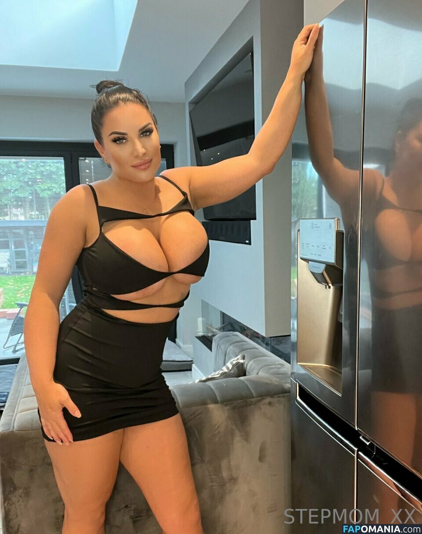 Perv-mom / Sophie Lawson / StepMother / stepmother_x Nudo OnlyFans  Foto trapelata #462