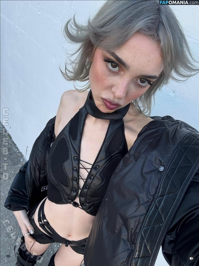 Sophie Powers / https: / sophiep0wers Nudo OnlyFans  Foto trapelata #15