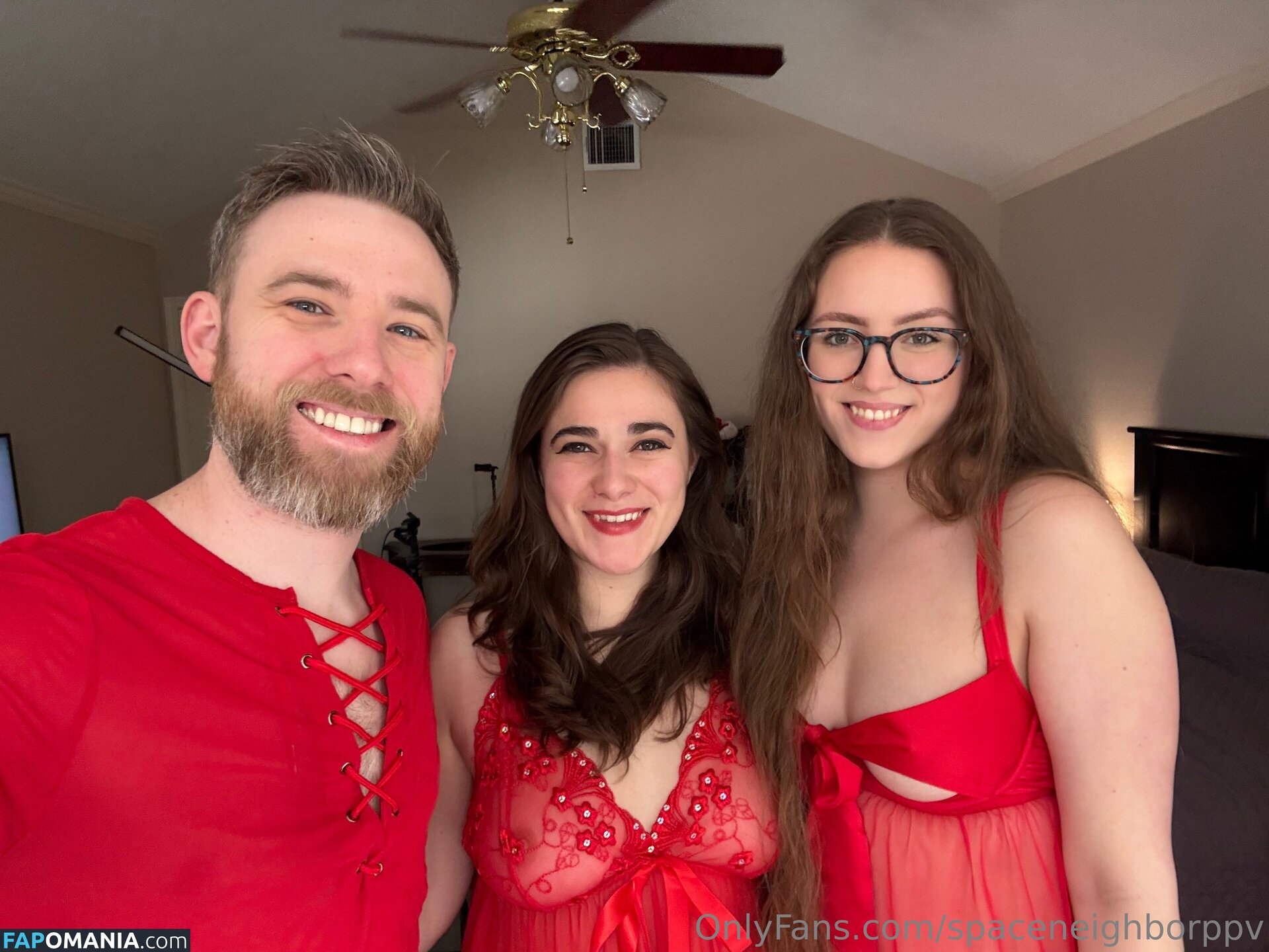 spaceneighborppv / spaceneighbors Nudo OnlyFans  Foto trapelata #10