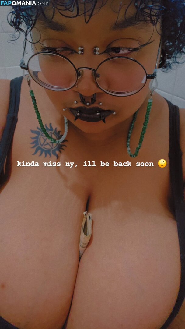 SquishyBf / gutzbf / https: / squishybf_ Nudo OnlyFans  Foto trapelata #10