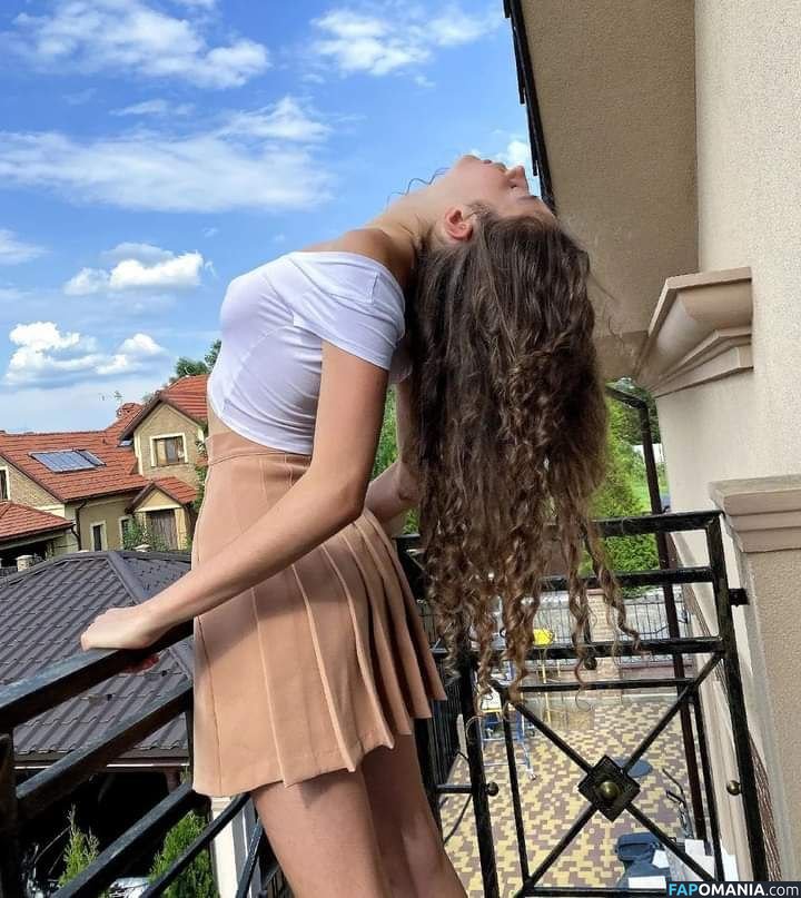 Derwald / Stefania Deriabina / st.efania4105 / xostefania Nudo OnlyFans  Foto trapelata #17