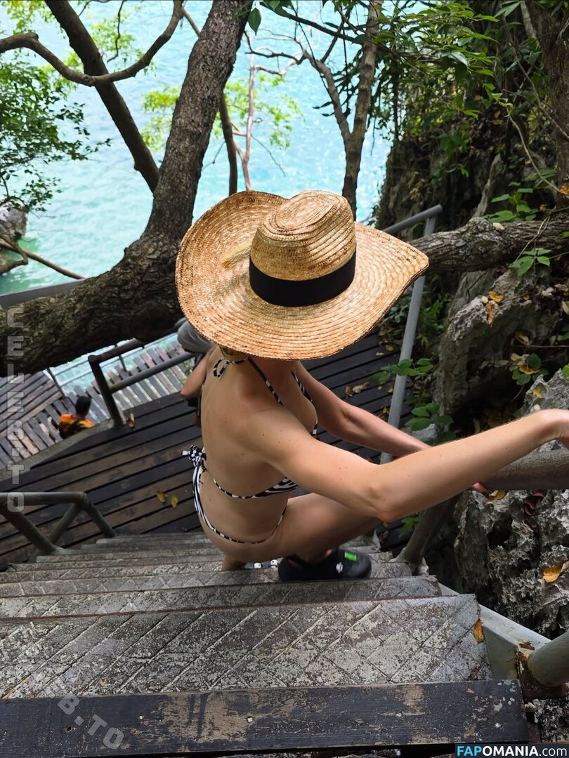 Stella Bossi / stellabossi Nudo OnlyFans  Foto trapelata #1