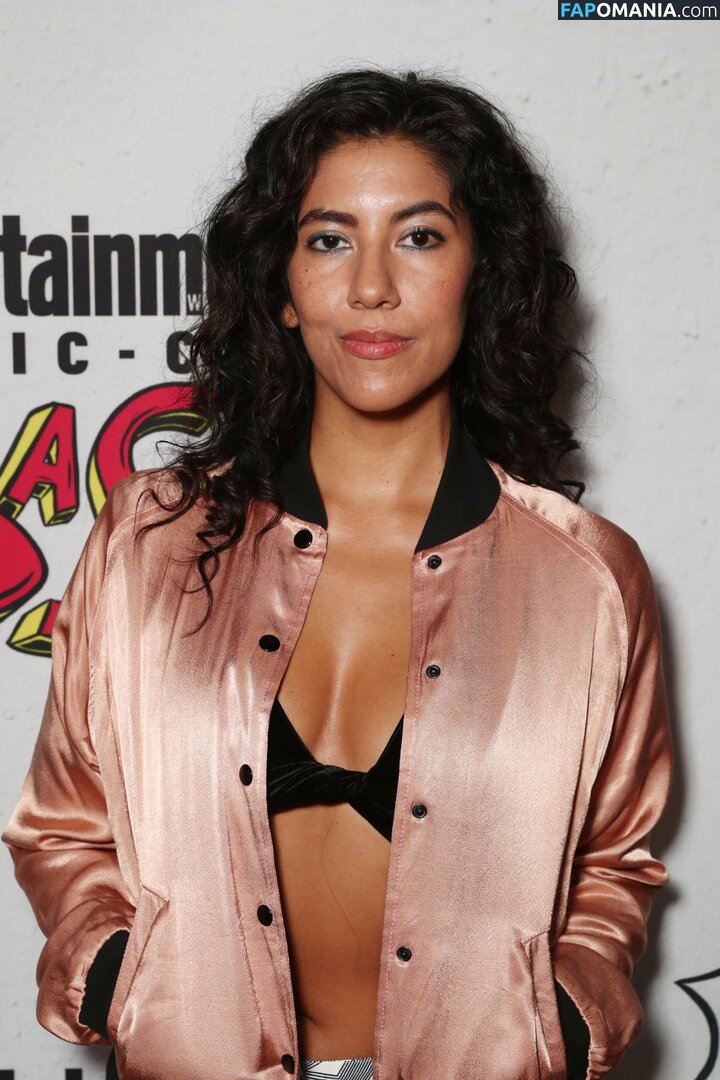 Rosa Diaz Brooklyn Nine-Nine / Stephanie Beatriz / stephaniebeatriz Nudo OnlyFans  Foto trapelata #42