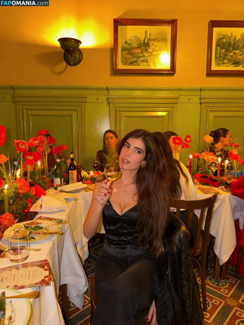 Stephanie Nassar / nassarstephanie Nudo OnlyFans  Foto trapelata #5