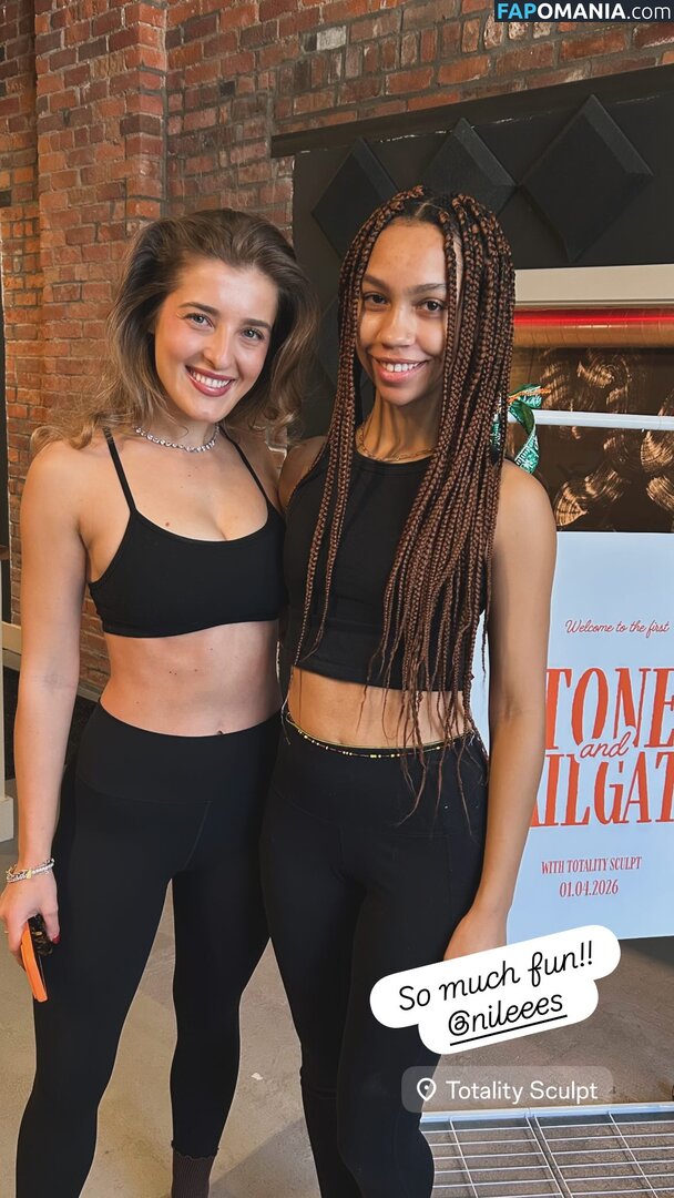 Stephanie Niles / https: / nileees Nudo OnlyFans  Foto trapelata #1