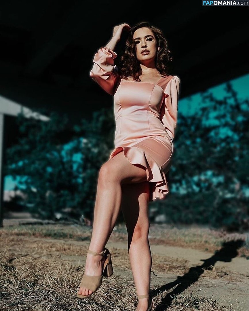 Stephanie Oustalet / stephanieoustalet Nudo OnlyFans  Foto trapelata #26