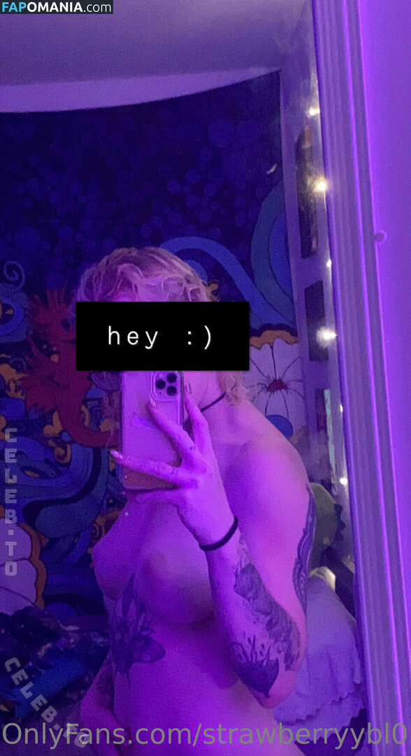 Strawberryybl0nde / yungtrashangel Nudo OnlyFans  Foto trapelata #1