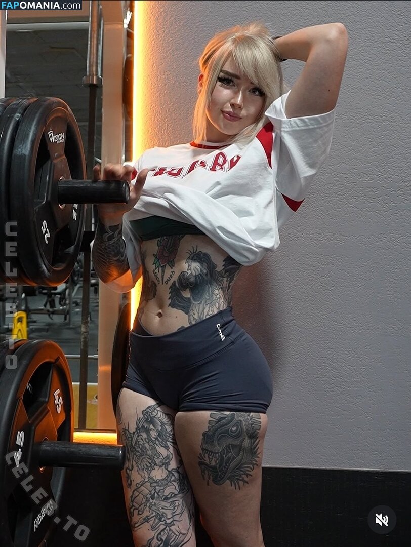 StrongWaifu / https: Nudo OnlyFans  Foto trapelata #5