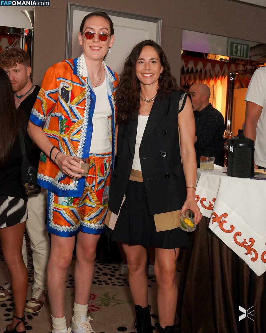 Sue Bird / WNBA Player / https: / s10bird / sbird10 Nudo OnlyFans  Foto trapelata #14