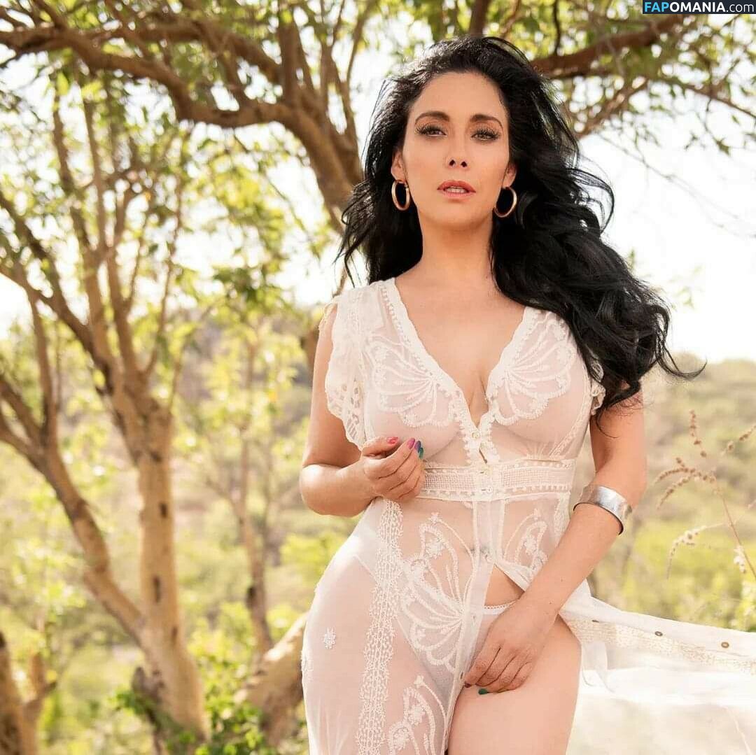 Sugey Abrego / https: / sugeyabrego / sugeyabregotv Nudo OnlyFans  Foto trapelata #38