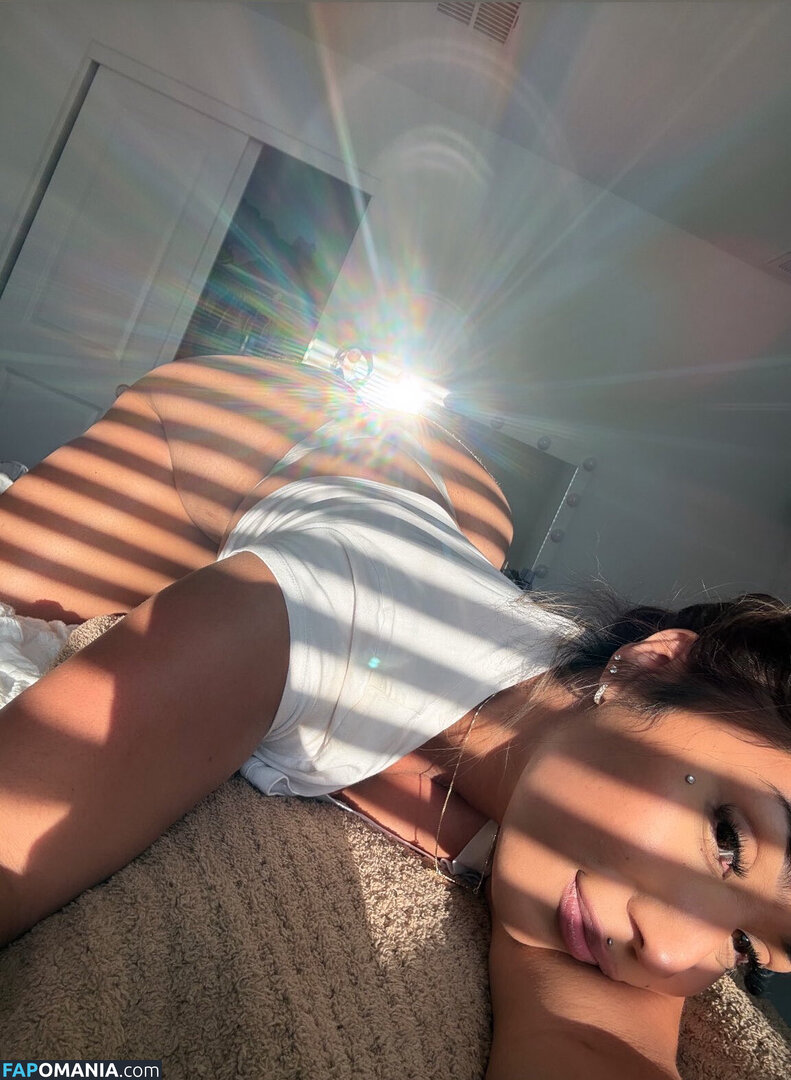a.mariee28 / https: / sukiwithagoodcoochie Nudo OnlyFans  Foto trapelata #1