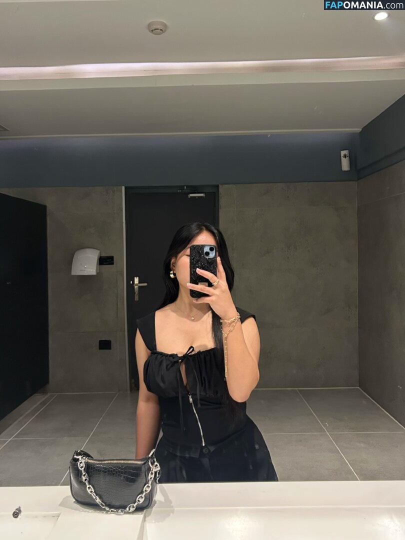 Swastika / raiswastikaa Nudo OnlyFans  Foto trapelata #9